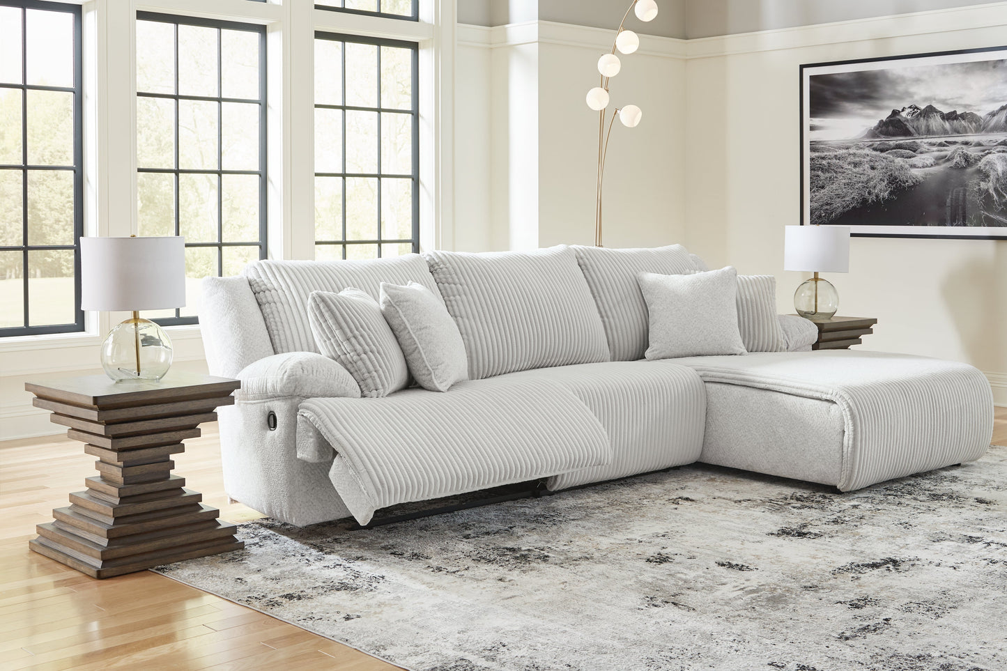 Top Tier Right Shape Alloy 3-Piece Sectional Sofa Chaise