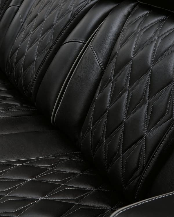 PWR RECLINER/ADJ HEADREST/Boyington/Black