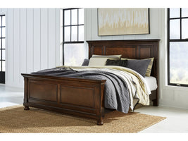 Porter King Panel Bedroom Set with Dresser and Mirror