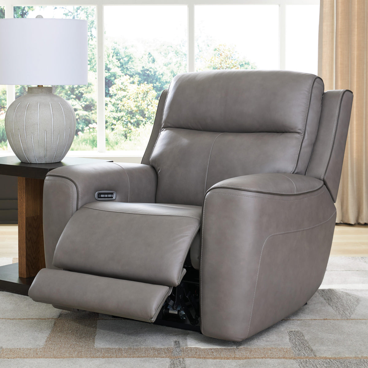 5Z-Comfort Coin Power Recliner with Adjustable Headrest