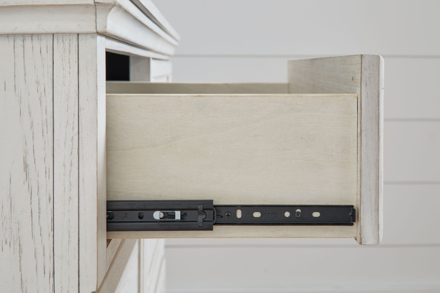 Ashley Robbinsdale Panel Bedroom Set