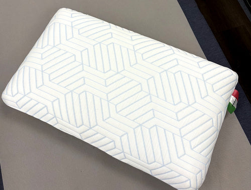 Fria Cloud Cooling Pillow